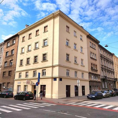 City Center Pearl Zagreb Exteriör bild